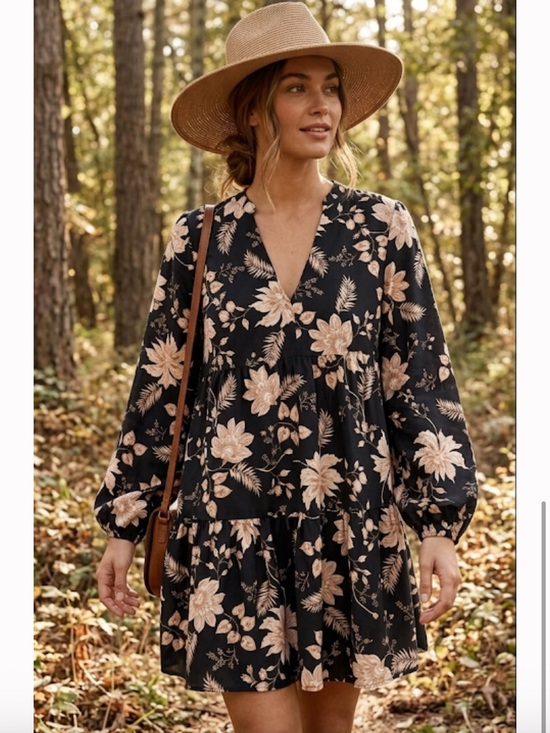 Sanctuary Dresses & Skirts - Sanctuary Floral Tiered Long-Sleeve Dress - Black with Beige Floral med